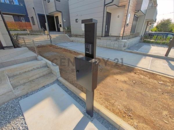 藤沢市石川2期　新築戸建3号棟　全3棟