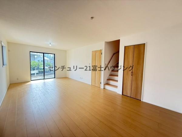 藤沢市花の木　新築戸建1号棟　全1棟