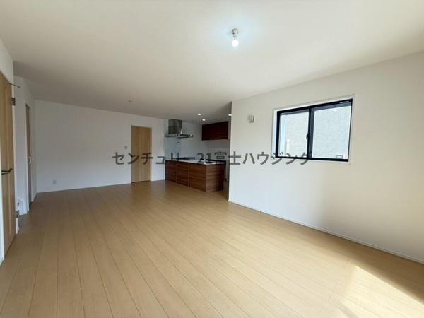藤沢市花の木　新築戸建1号棟　全1棟