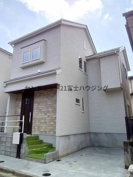 藤沢市西富2丁目　新築戸建　全1棟