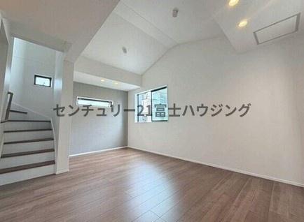 茅ヶ崎市十間坂206　新築戸建3号棟　全3棟