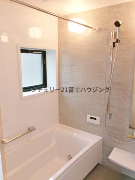 茅ヶ崎市香川３丁目の中古一戸建て