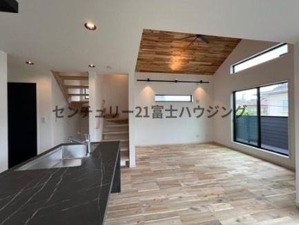 藤沢市弥勒寺3丁目　新築戸建A棟　全2棟