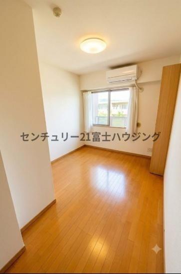 ライオンズテラス本鵠沼ガーデンコート