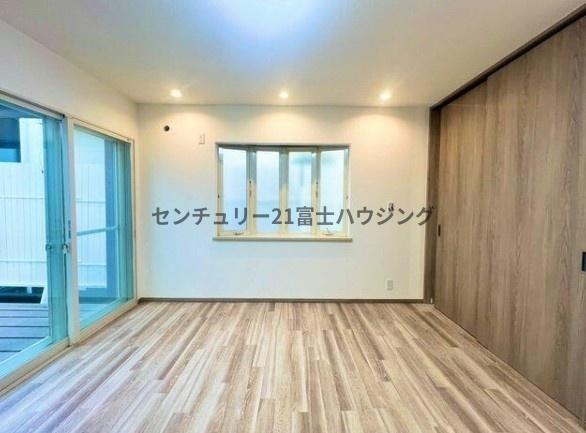 藤沢市辻堂新町1丁目　中古戸建