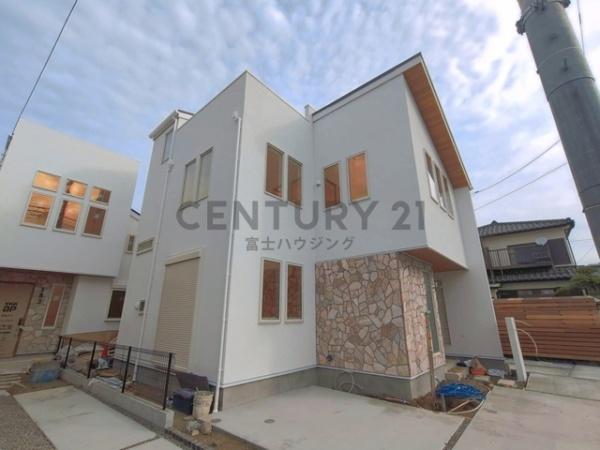 藤沢市本鵠沼4丁目Ⅱ　新築戸建1号棟　全3棟