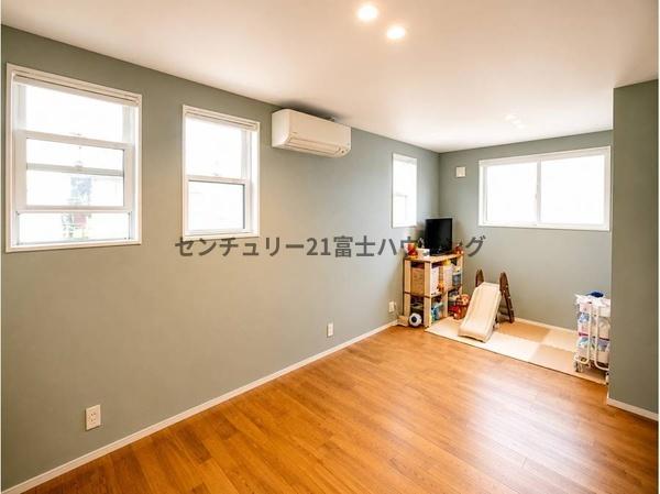 藤沢市辻堂５丁目の中古一戸建て