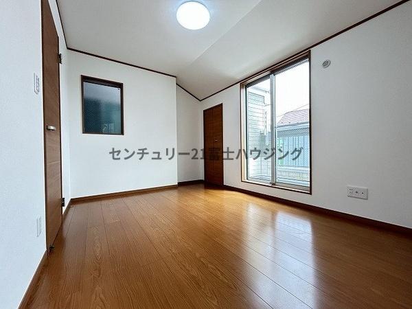 藤沢市辻堂６丁目の中古一戸建て