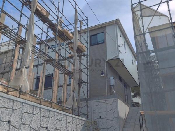藤沢市辻堂太平台2丁目3期 新築戸建1号棟 全3棟