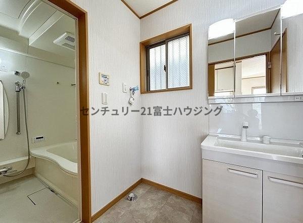 藤沢市打戻の中古一戸建て