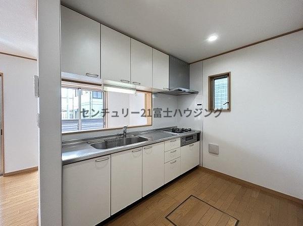 藤沢市打戻の中古一戸建て