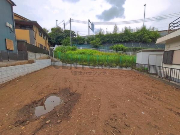 藤沢市藤沢4丁目　条件無売地　全1区画