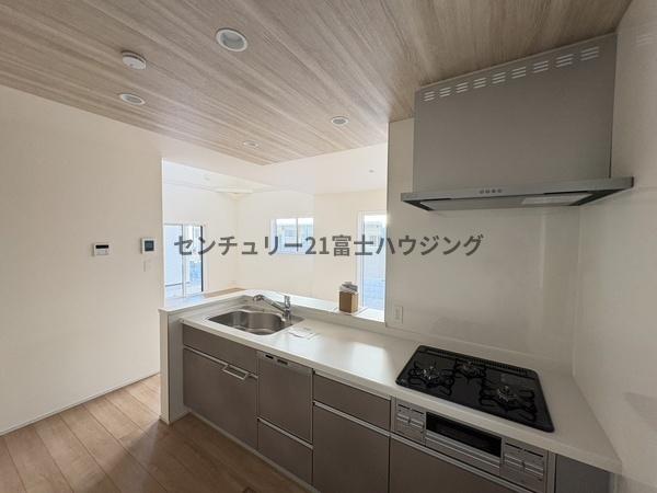 茅ヶ崎市堤3期　新築戸建1号棟　全1棟
