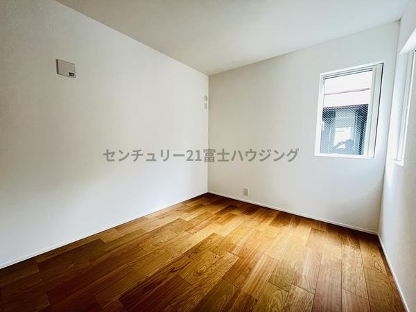 茅ヶ崎市松林１丁目の新築一戸建