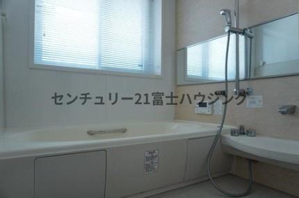 藤沢市片瀬海岸２丁目の中古一戸建て