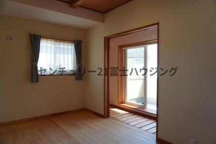 藤沢市片瀬海岸２丁目の中古一戸建て