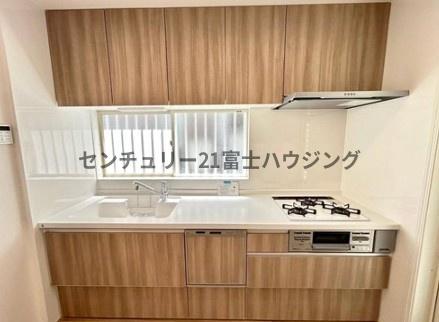 鎌倉市七里ガ浜東５丁目の中古一戸建て