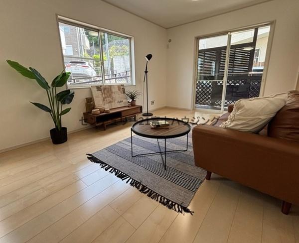 鎌倉市手広2丁目　中古戸建