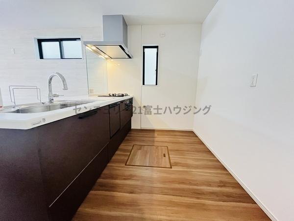 茅ヶ崎市東海岸北５丁目の新築一戸建