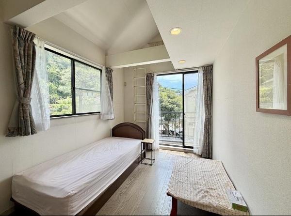 鎌倉市稲村ガ崎２丁目の中古一戸建て