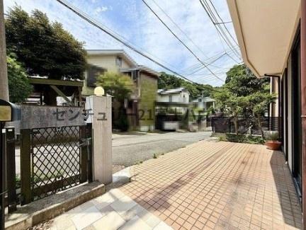 鎌倉市稲村ガ崎２丁目の中古一戸建て