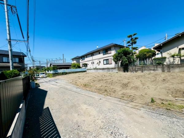 茅ヶ崎市共恵1丁目　新築戸建NO2　全3棟