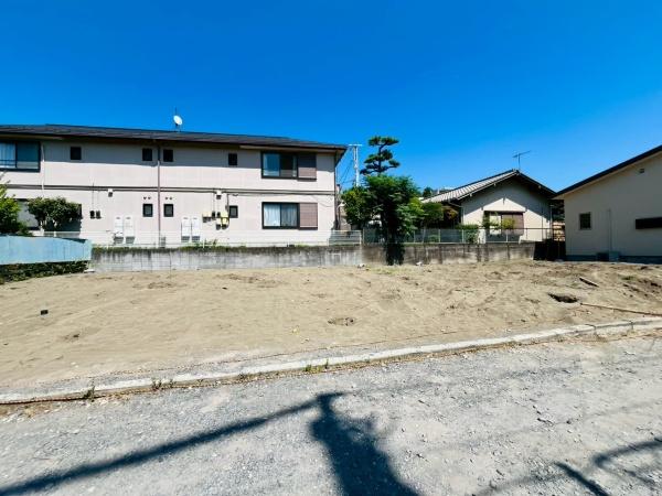 茅ヶ崎市共恵1丁目　新築戸建NO2　全3棟