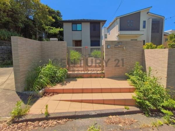 藤沢市片瀬山５丁目の中古一戸建て