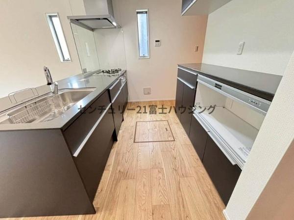 藤沢市片瀬山5丁目　新築戸建No.1　全1棟