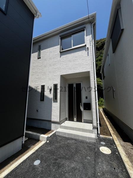 藤沢市城南第61期　新築戸建2号棟　全7棟
