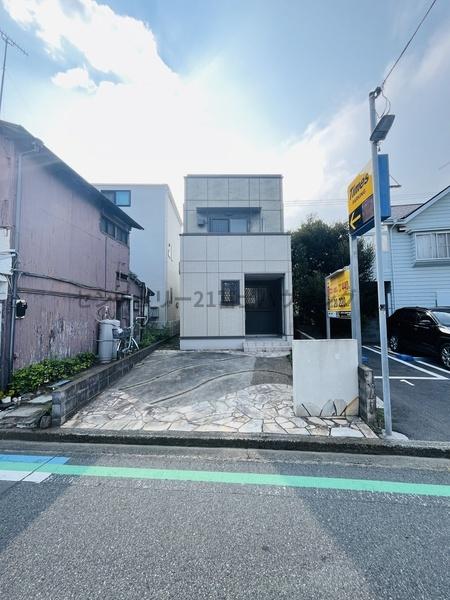 茅ヶ崎市中海岸４丁目の中古一戸建て