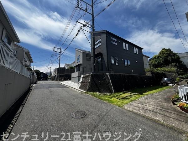 藤沢市羽鳥5丁目　新築戸建B号棟　全2棟
