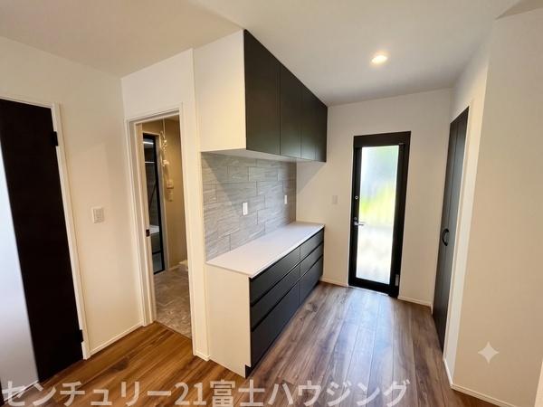 藤沢市羽鳥5丁目　新築戸建B号棟　全2棟