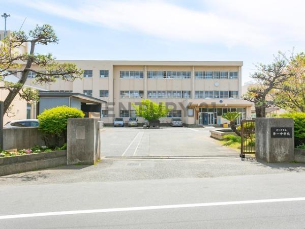 茅ヶ崎市東海岸南２丁目の土地(第一中学校)