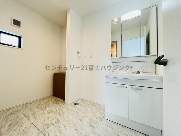 茅ヶ崎市浜之郷3期　新築戸建NO1　全1棟