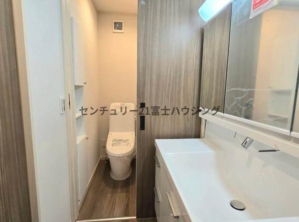 藤沢市湘南台242期　新築戸建　全1棟