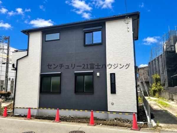 藤沢市湘南台242期　新築戸建　全1棟