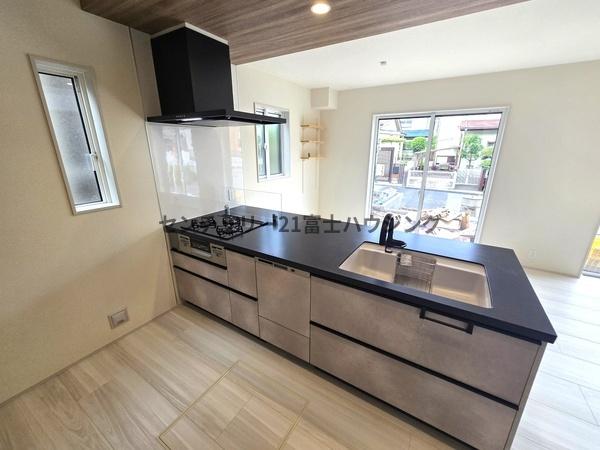 藤沢市本藤沢7丁目　新築戸建1号棟　全1棟