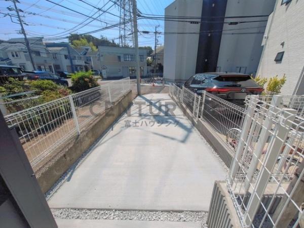 藤沢市高倉　新築戸建4号棟　全4棟