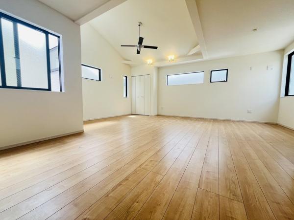 茅ヶ崎市十間坂２丁目の新築一戸建