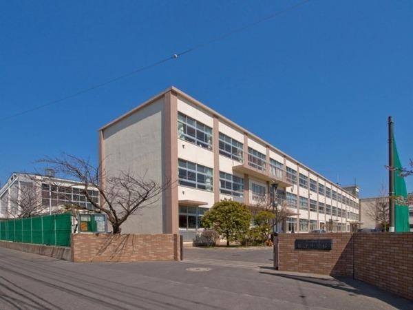 茅ヶ崎市松浪２丁目の中古一戸建て(松浪中学校)
