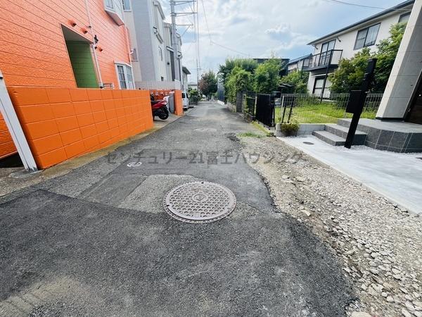 茅ヶ崎市南湖４丁目の新築一戸建