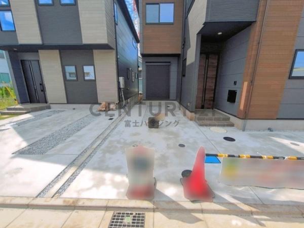 藤沢市長後3期　新築戸建2号棟　全3棟