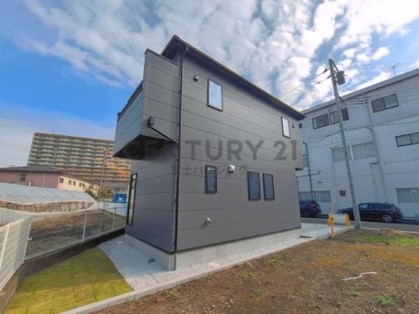 藤沢市長後3期　新築戸建3号棟　全3棟