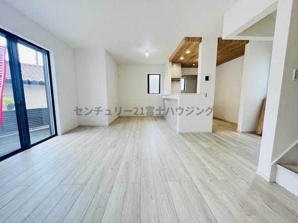 茅ヶ崎市出口町の新築一戸建