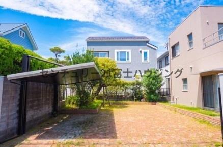 藤沢市鵠沼松が岡４丁目の中古一戸建て