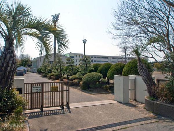 茅ヶ崎ガーデンハウス(中島中学校)
