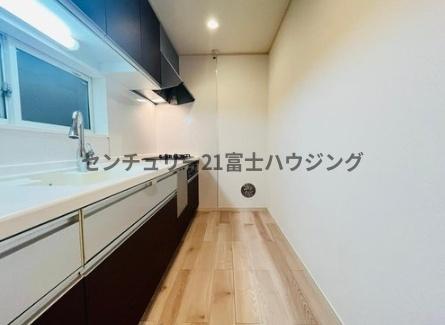 藤沢市片瀬４丁目の中古一戸建て