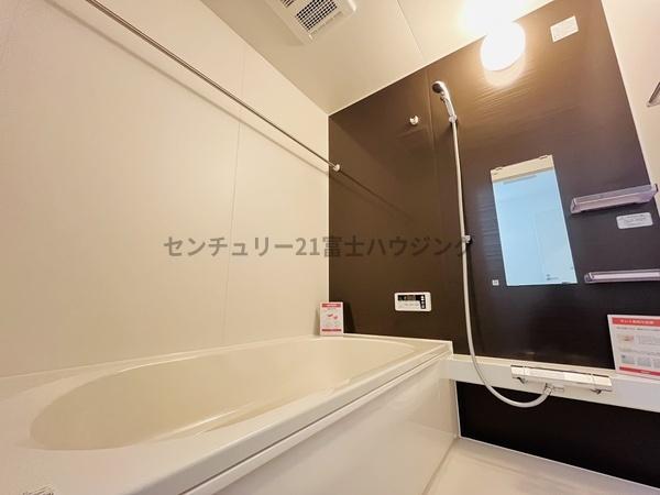 茅ヶ崎市松が丘3期　新築戸建1号棟　全2棟