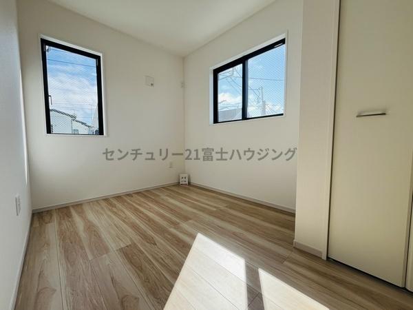 茅ヶ崎市松が丘3期　新築戸建2号棟　全2棟
